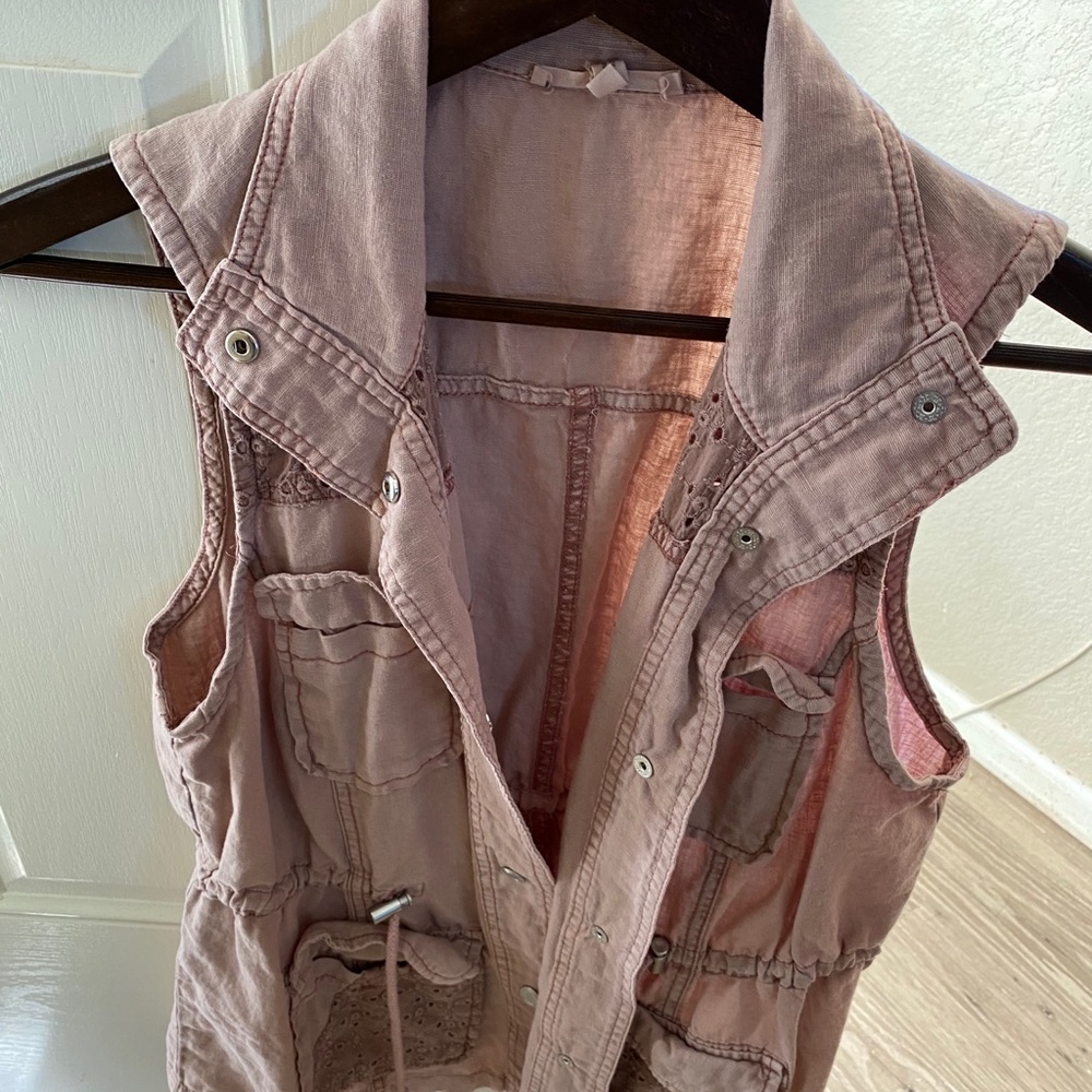 Lightweight Vest